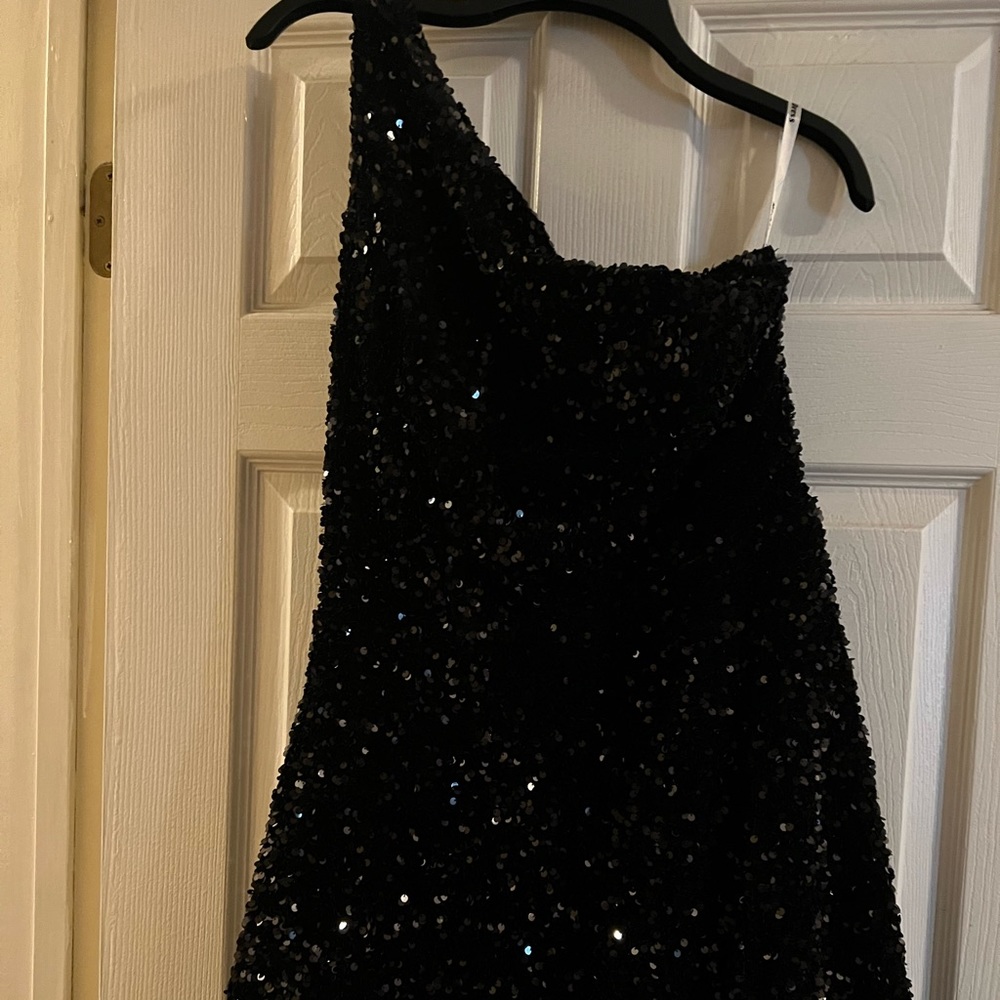 Womens sassy Sequins one shoulder party dress